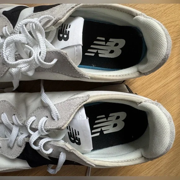 New Balance 327 Sea salt with nb 103 white and black Women’s Sz 8 VGC - Picture 6 of 11